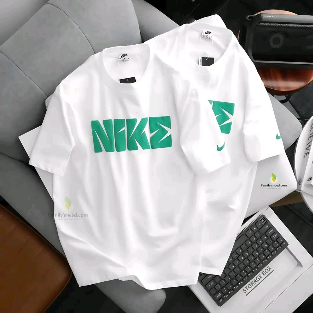 Droup Shoulder T-shirt.
